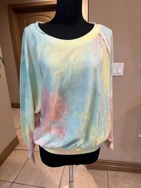 Cherish Pastel Tie-Dye Long Sleeve Pullover